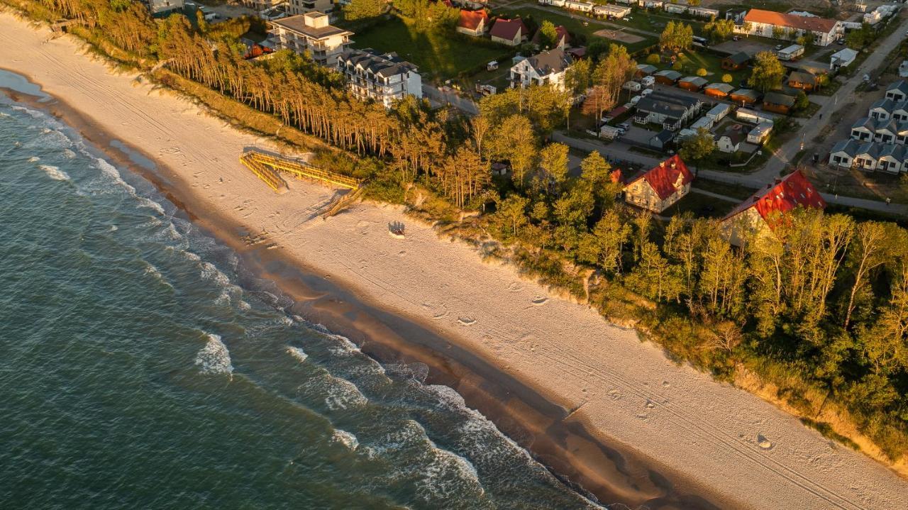 Nad Brzegiem Baltyku Hotel Sarbinowo Exterior photo