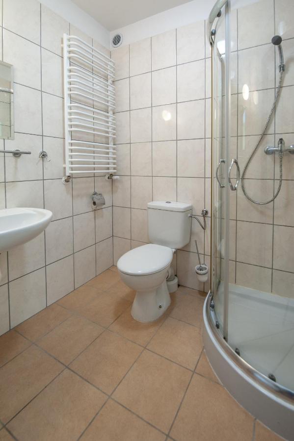 Nad Brzegiem Baltyku Hotel Sarbinowo Exterior photo